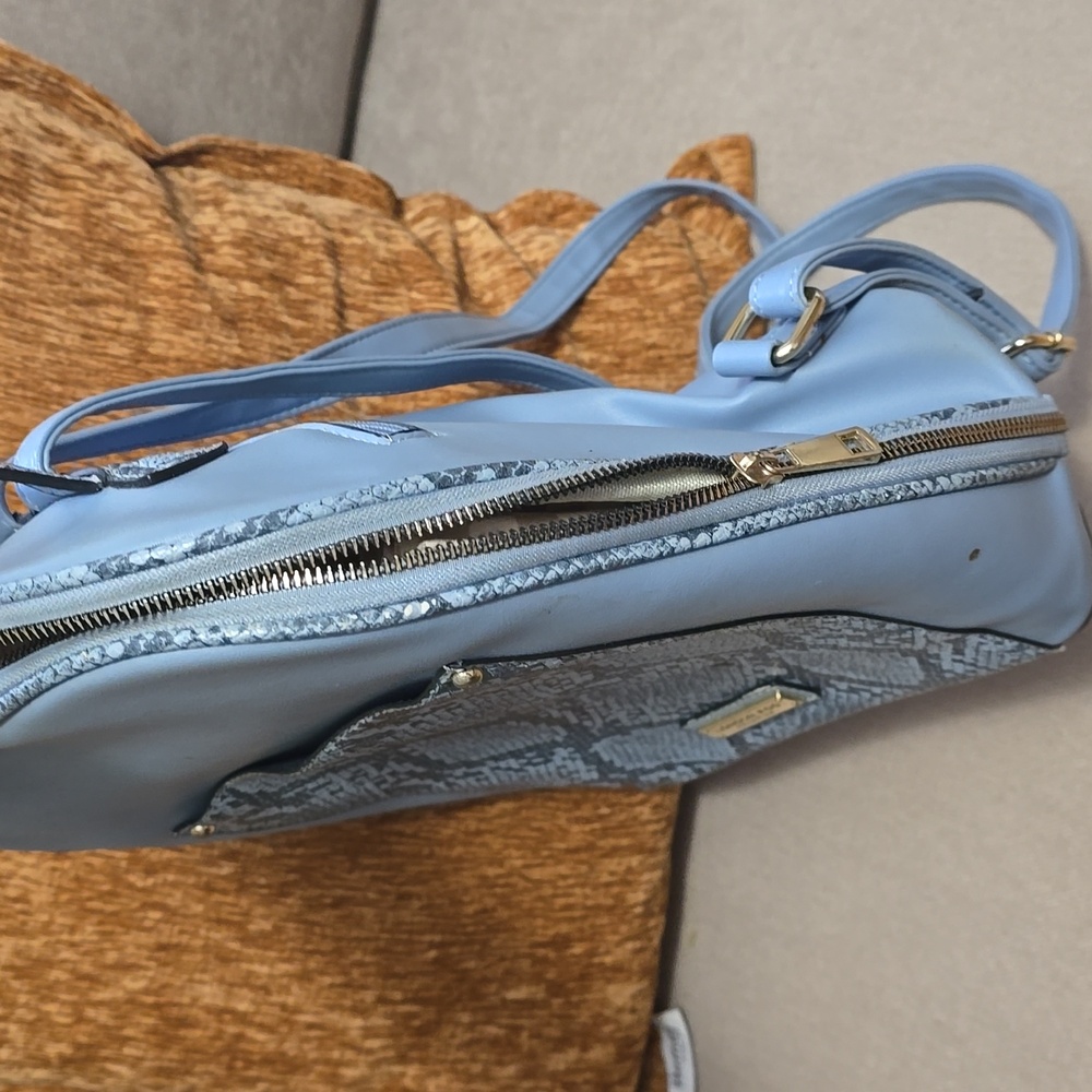 London Fog Blue and Gray Backpack with Snake Print - Picture 5 of 8